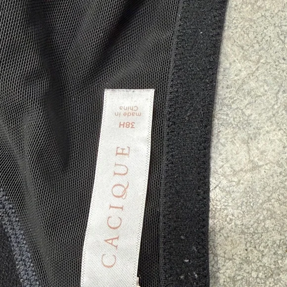 38H Black Lightly Lined T-Shirt No Wire Cacique Women's Bra - Picture 4 of 4